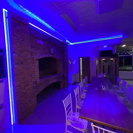 Villa Bura *
